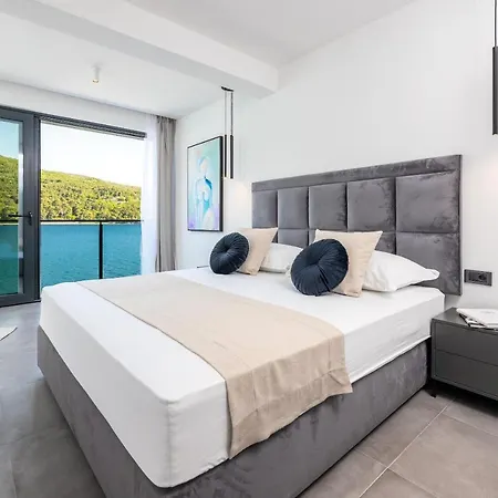 Captivating Belle Riviere Private Infinity Pool Next To The Sea Slano * Dubrovnik