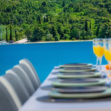 Captivating Belle Riviere Private Infinity Pool Next To The Sea Slano Dubrovnik