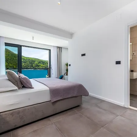 Villa Captivating Belle Riviere Private Infinity Pool *