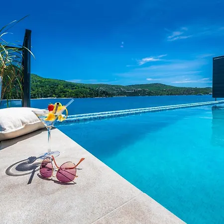 Villa Captivating Belle Riviere Private Infinity Pool Dubrovnik