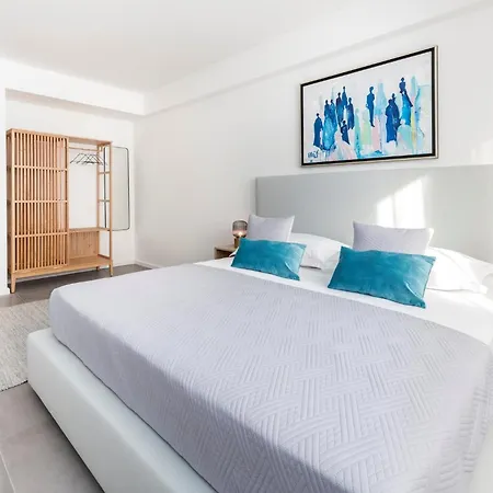 Captivating Belle Riviere Private Infinity Pool Вилла *