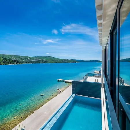 Villa Captivating Belle Riviere Private Infinity Pool Next To The Sea Slano *