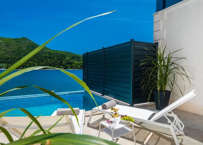 Captivating Belle Riviere Private Infinity Pool * Dubrownik