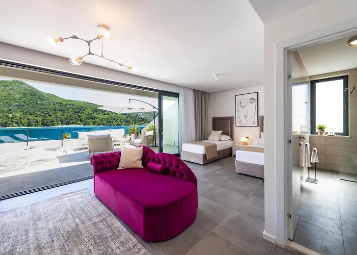 Captivating Belle Riviere Private Infinity Pool Willa *