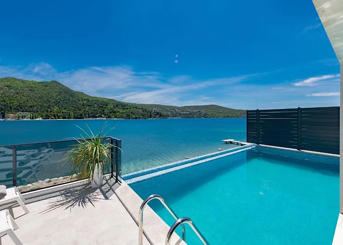 Captivating Belle Riviere Private Infinity Pool Dubrownik